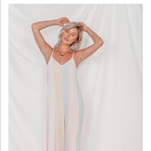 Small multicolored jumpsuit NWOT - Picture 2 of 6